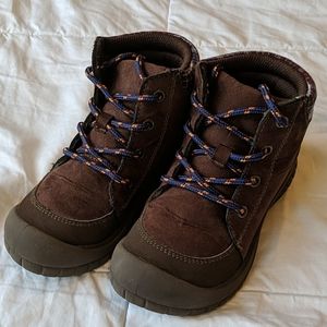 OshKosh b'gosh boys toddler boots